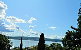 Apartmani Crikvenica 30057 - Gasparac